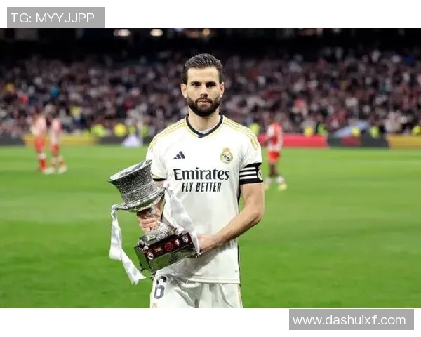 西甲联赛新奖杯：西甲联赛新冠名奖杯介绍